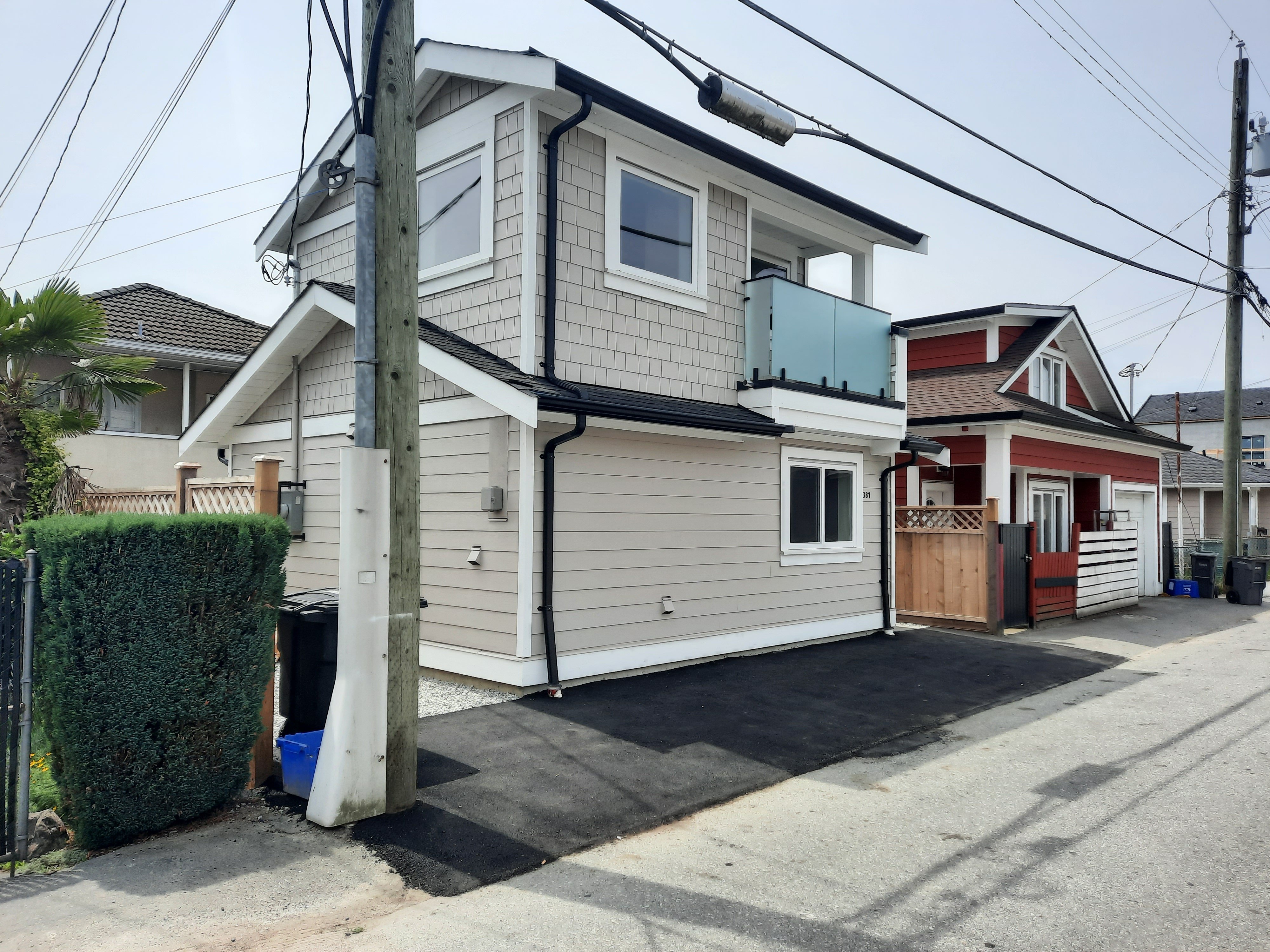 381 East 57th Avenue, Vancouver, BC - House for rent