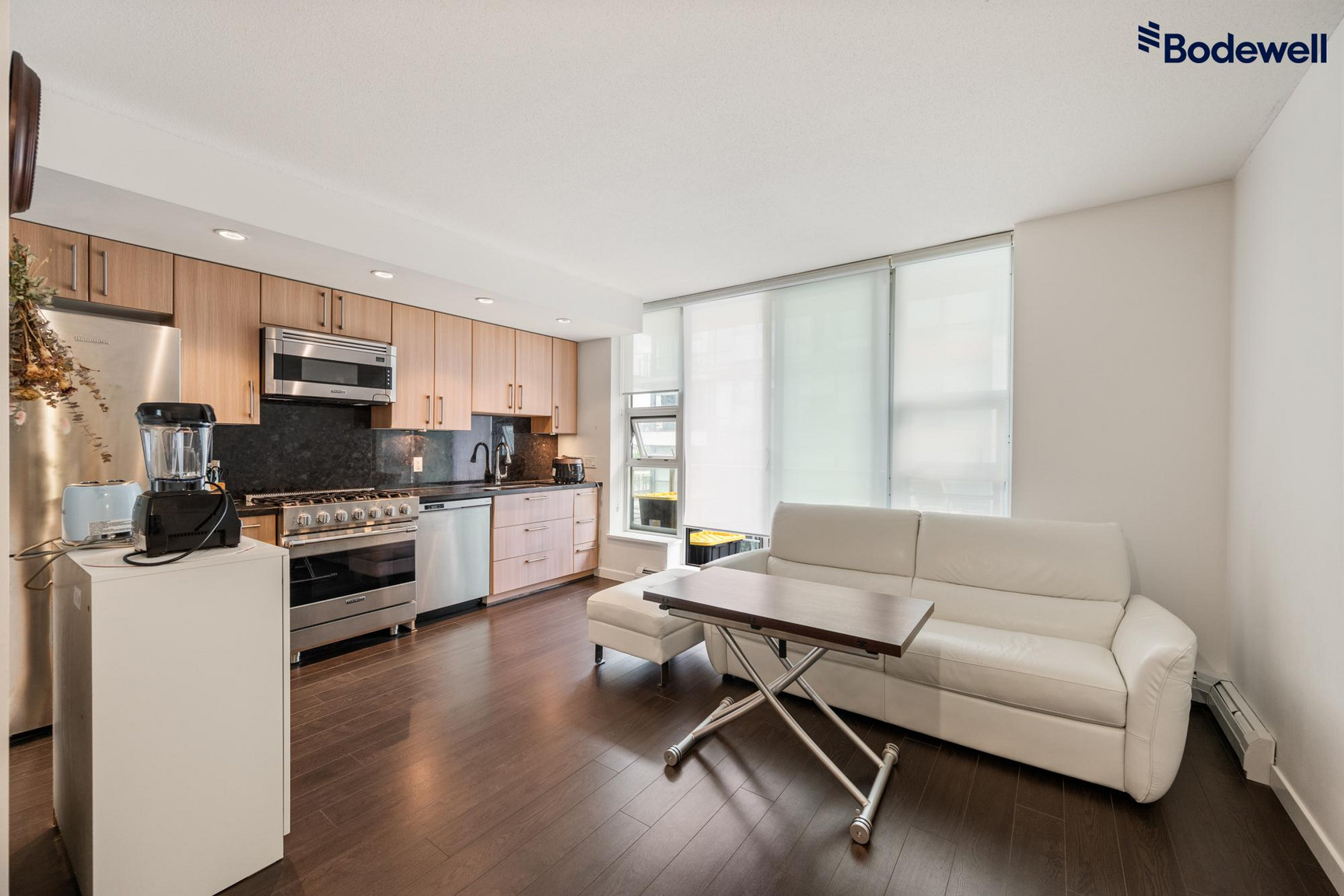 Wall Centre False Creek West Tower 1