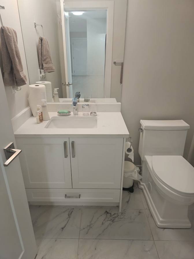 Metro Vancouver Regional District, Maple Ridge, BC - Room for rent