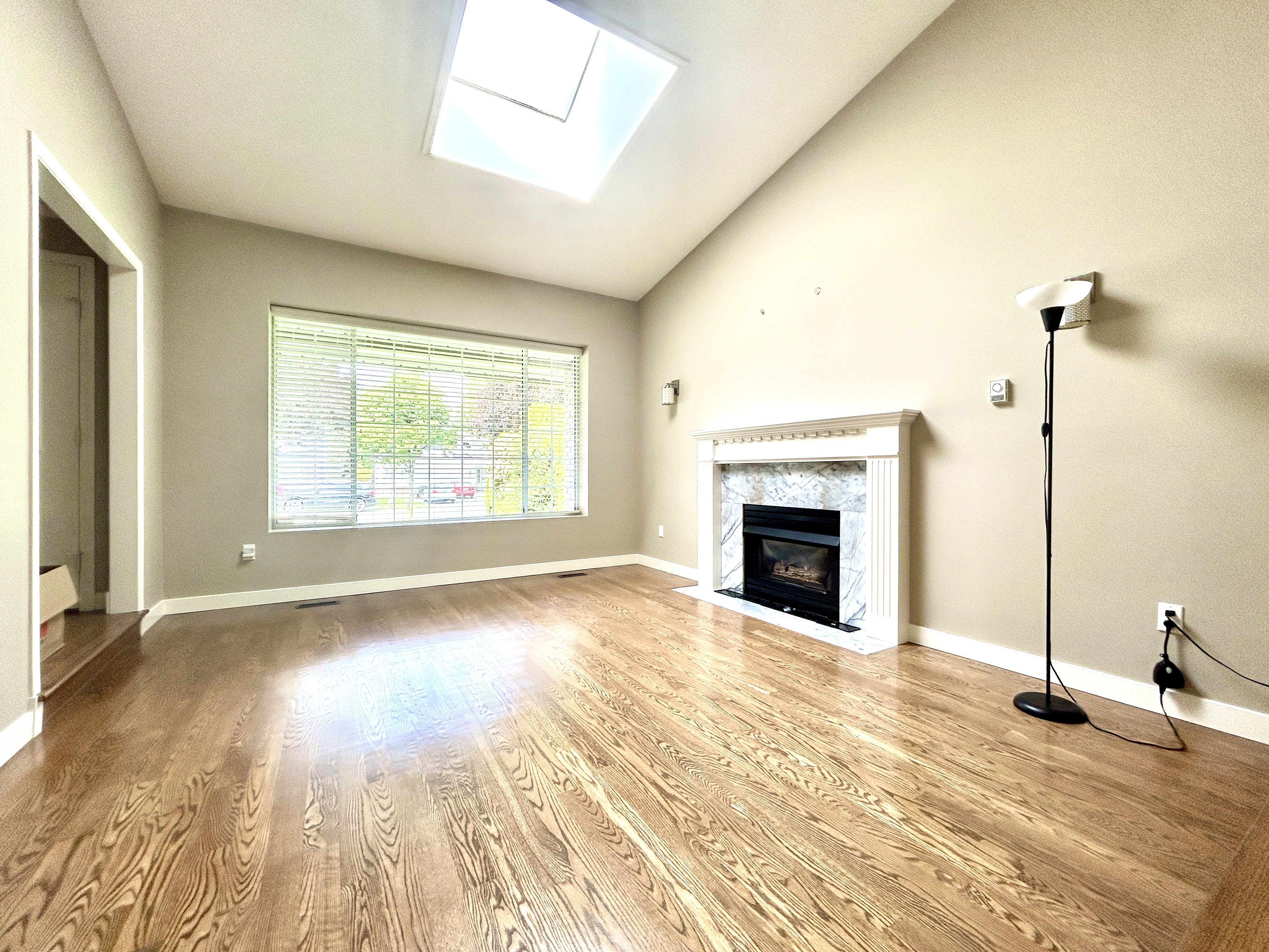 15498 91A Avenue, Surrey, BC - House for rent