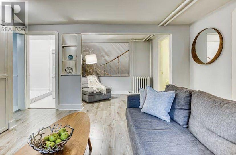 1 223 W 13TH AVENUE - 223 13TH Avenue, Vancouver, BC