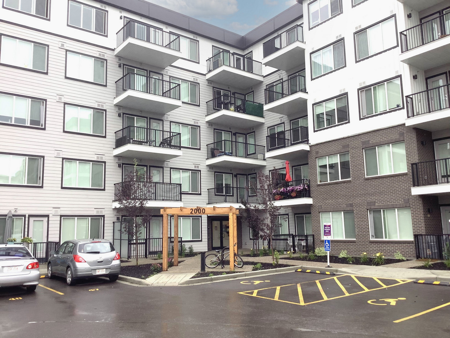 2309-111 Wolf Creek Dr Se