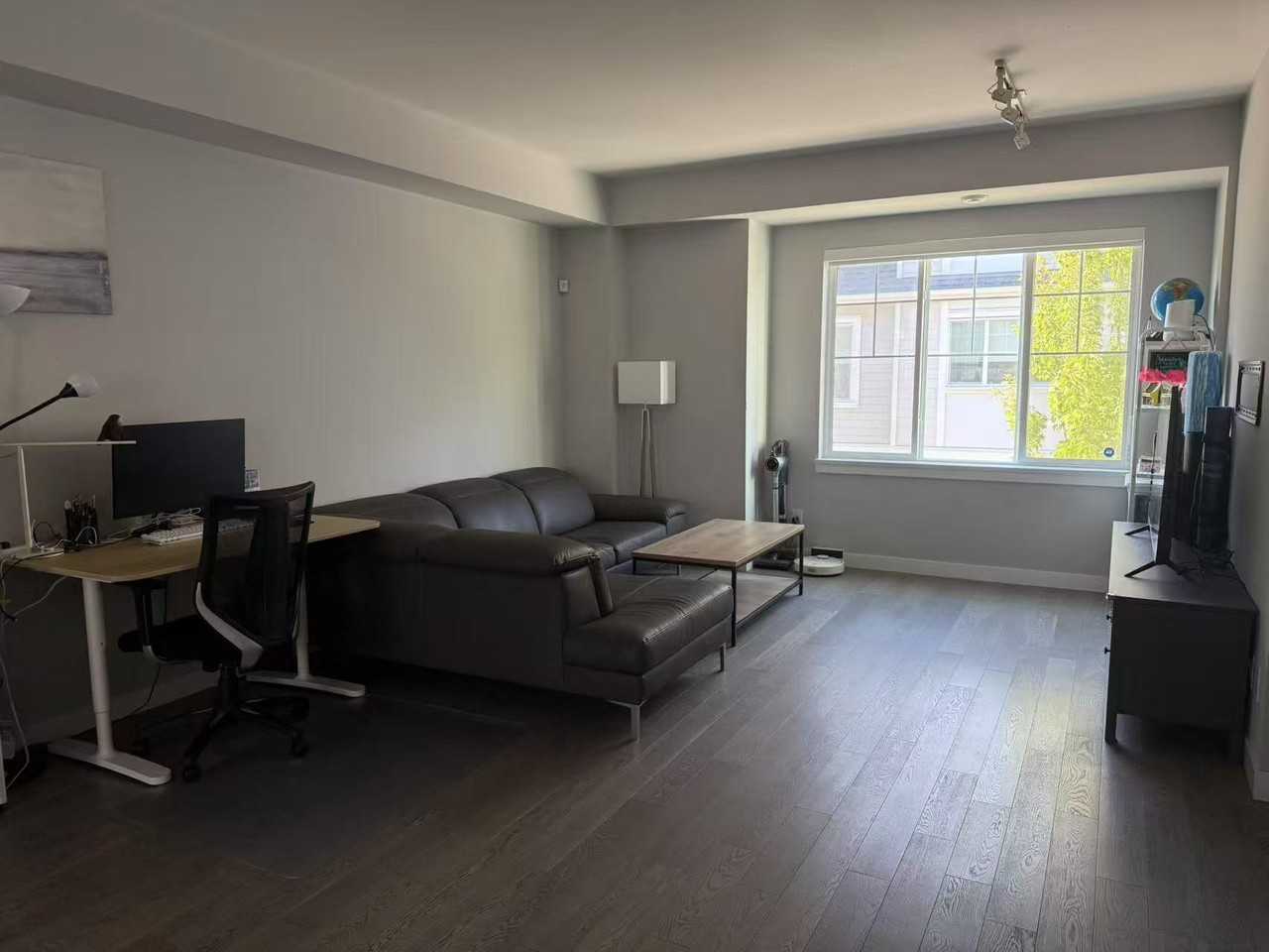 7180 Lechow Street, Richmond, BC - Town House for rent