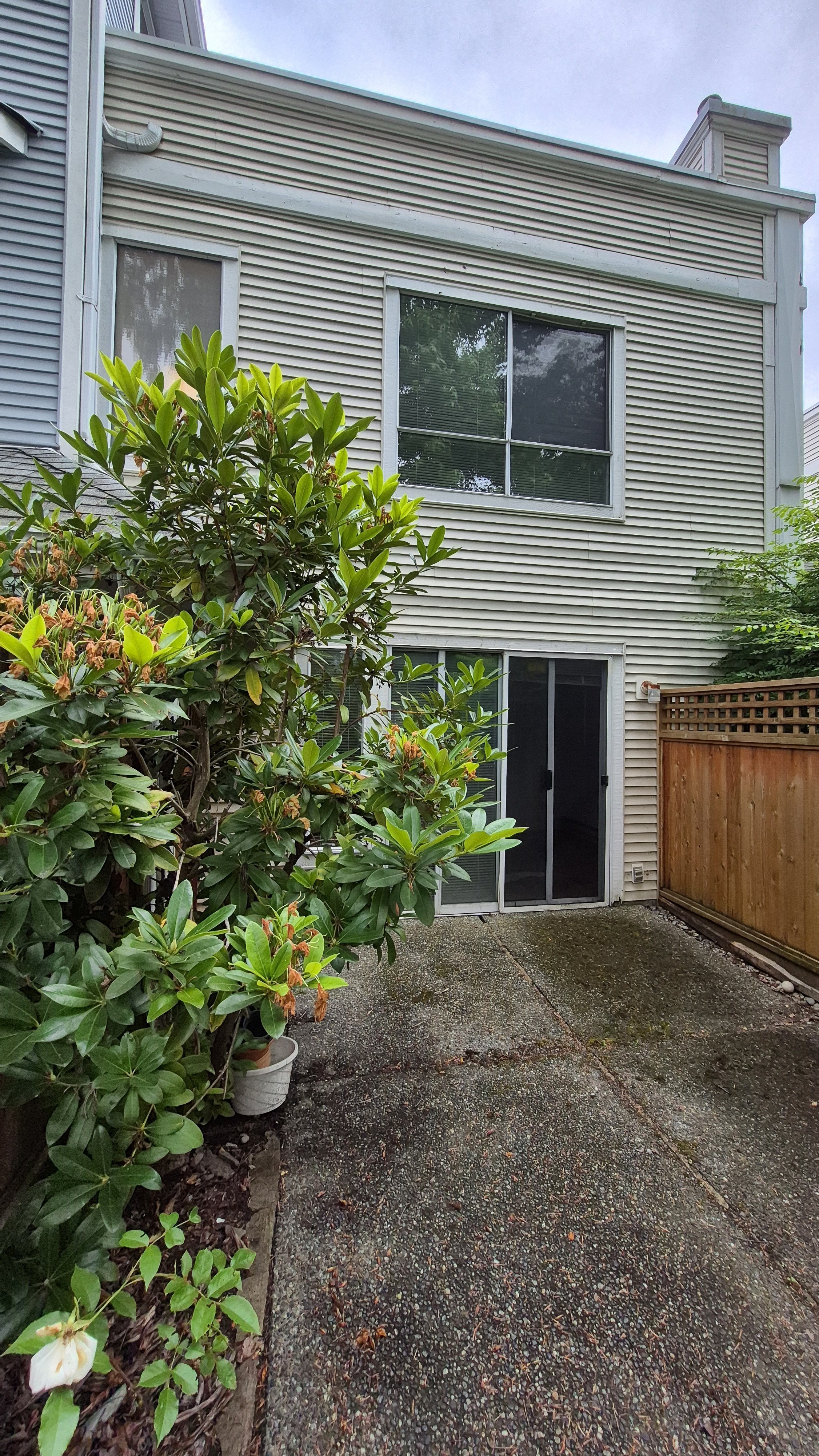 7184 Stride Avenue, Burnaby, BC - Town House for rent