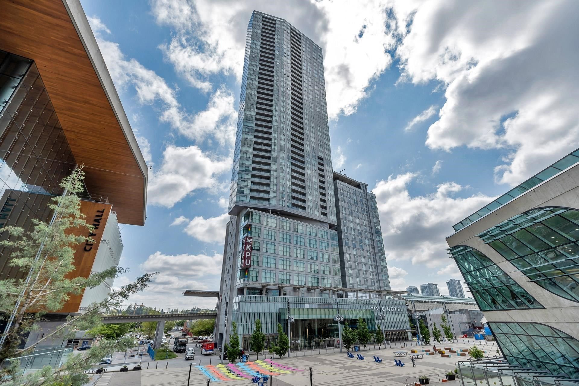 13495 Central Avenue, Surrey, BC - Room for rent