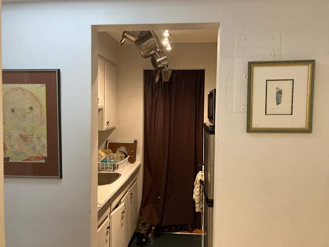 West End, Vancouver, BC - Room for rent