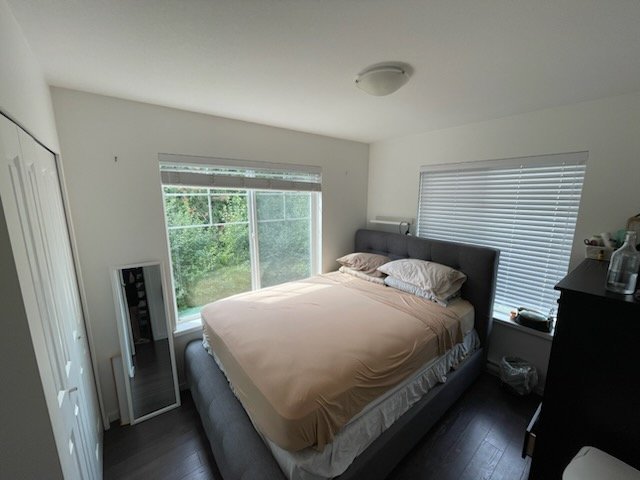 136A Street, Surrey, BC - Room for rent