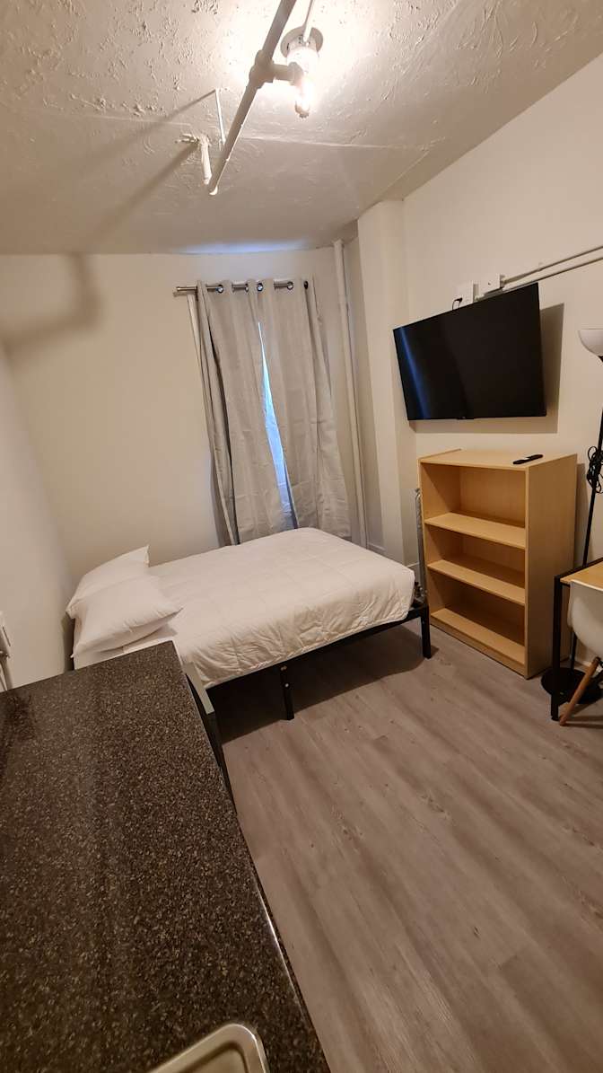Hastings - Sunrise, Vancouver, BC - Room for rent