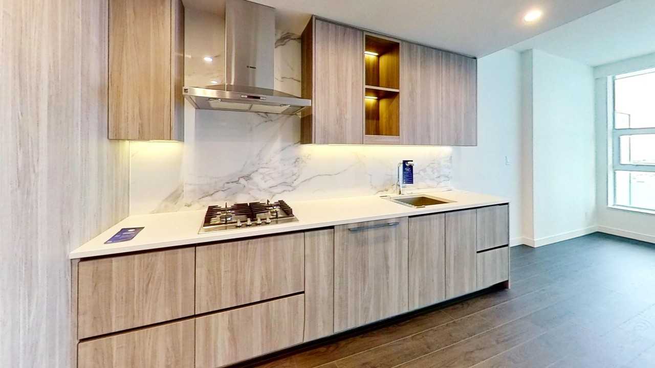 13768 100 Avenue, Surrey, BC - Condo for rent