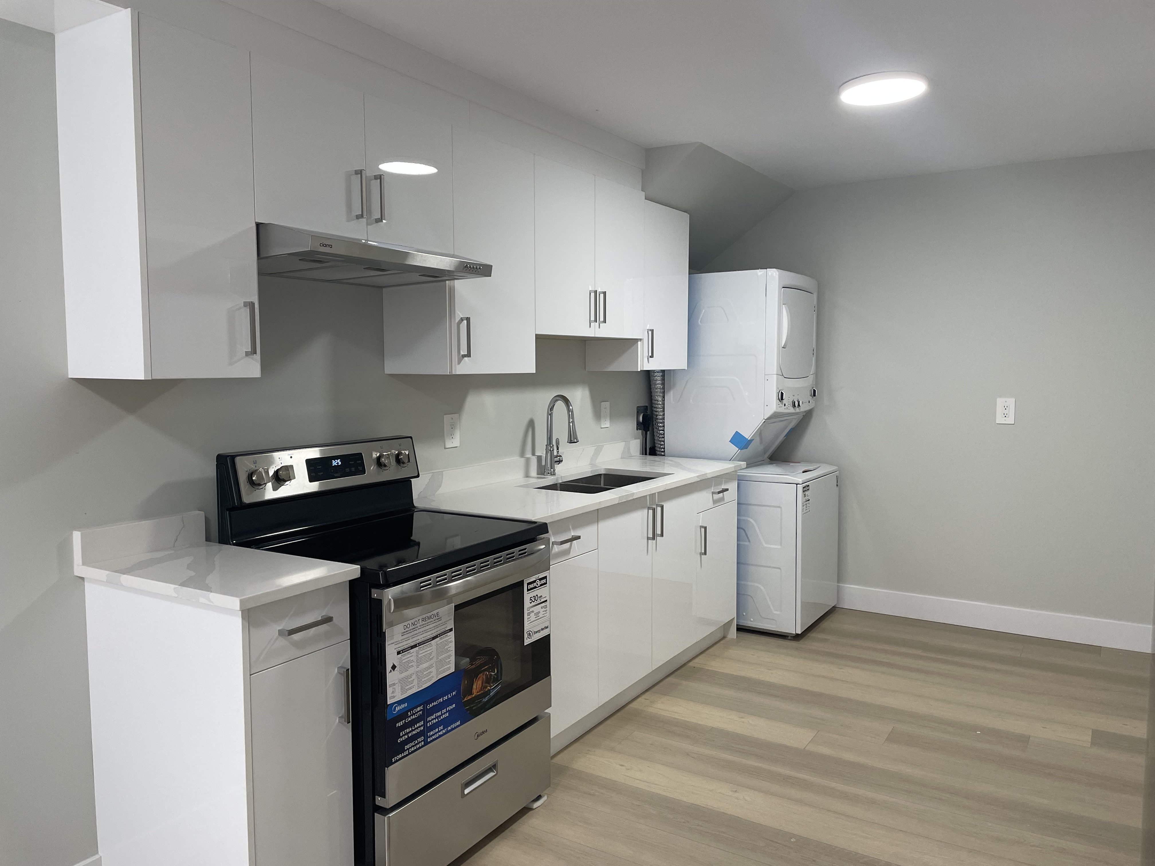 15648 110 Avenue, Surrey, BC - Basement for rent