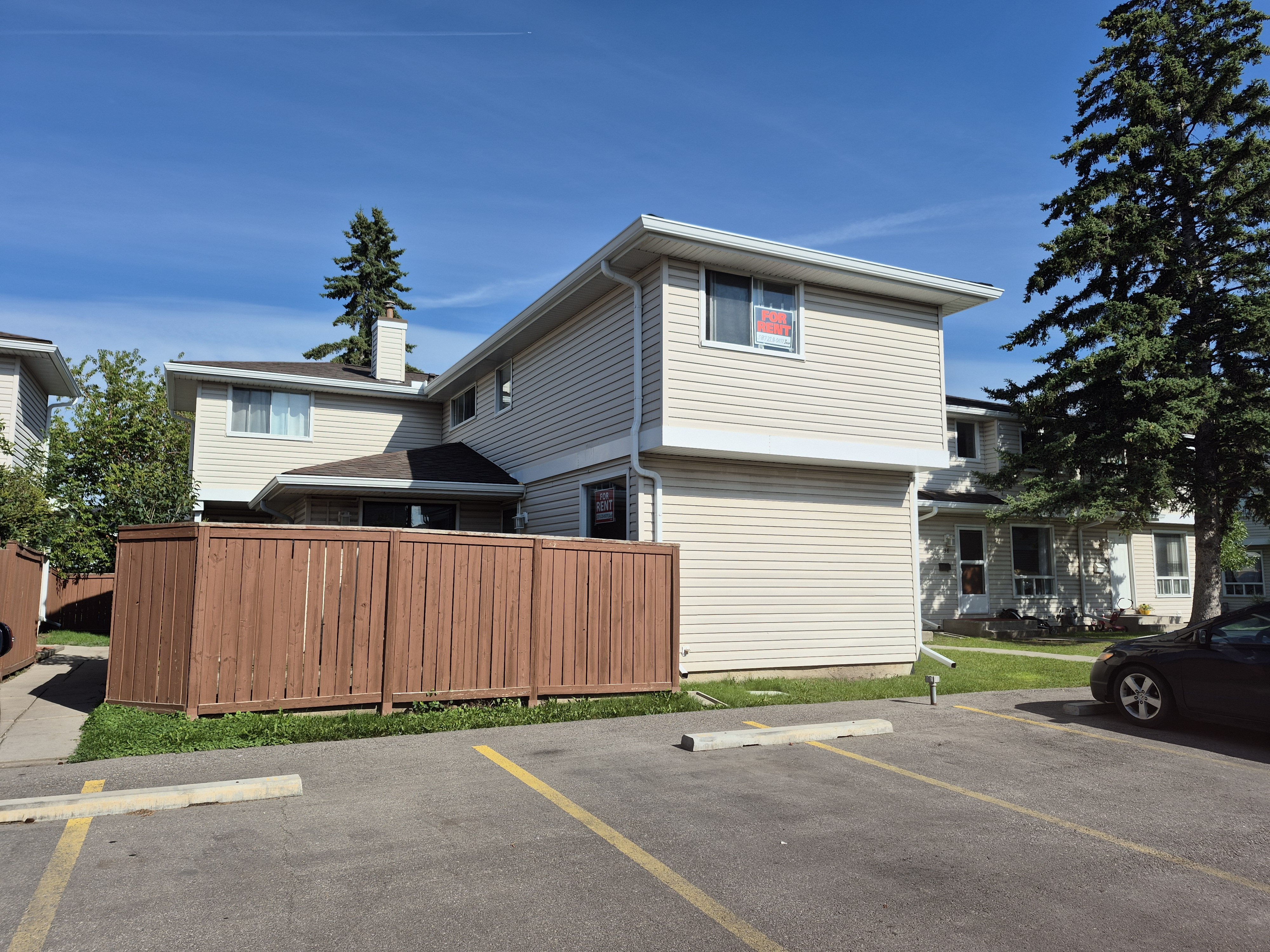 1155 Falconridge Drive Northeast, Calgary, AB - Condo for rent