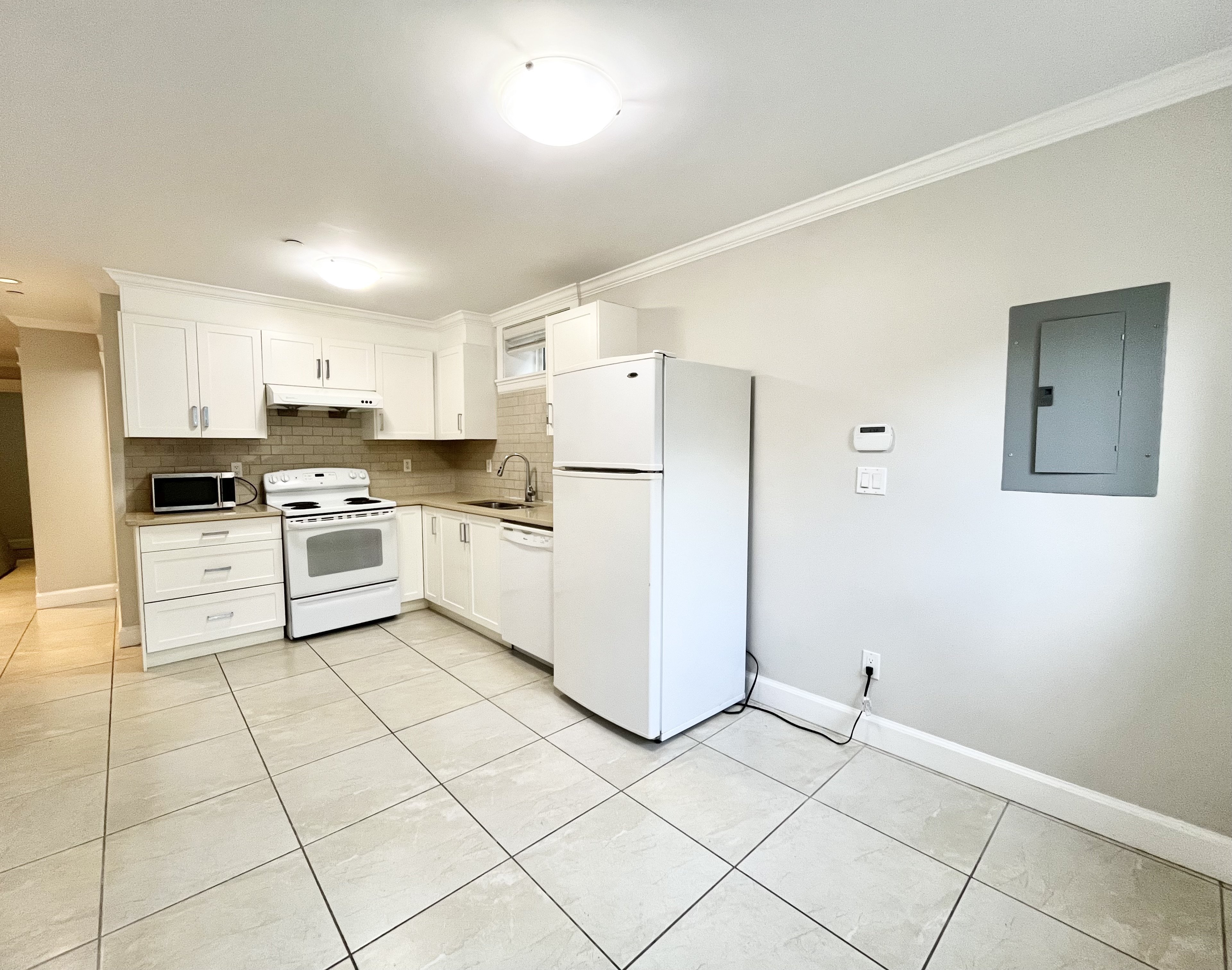 6500 Dawson Street, Vancouver, BC - House for rent