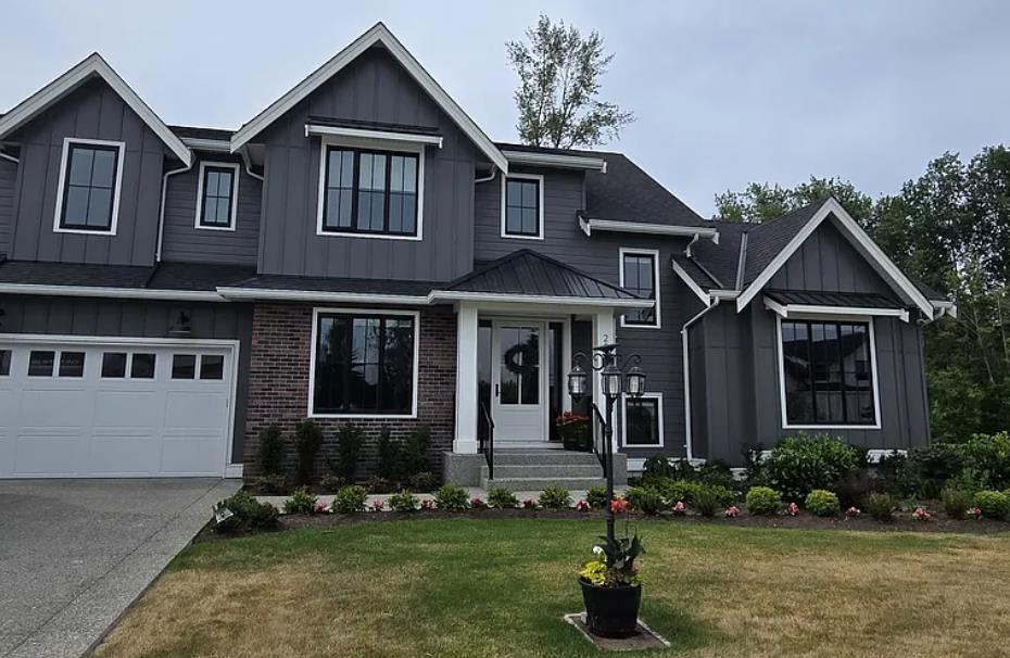 LEGAL Bsmt 22184 44A AVENUE - 22184 44A Avenue, Langley, BC