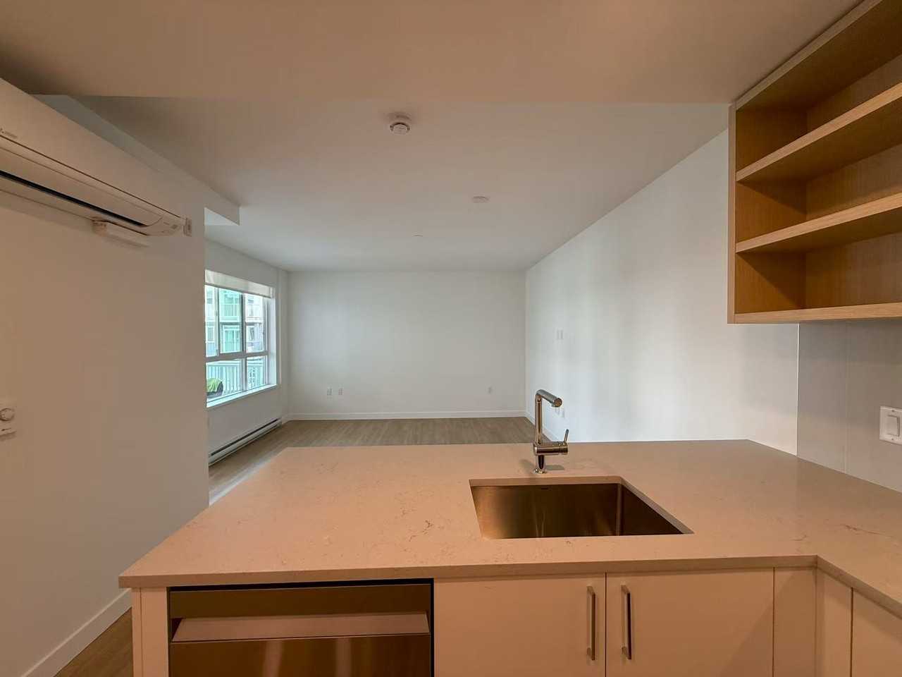 723 Grover Avenue, Coquitlam, BC - Condo for rent