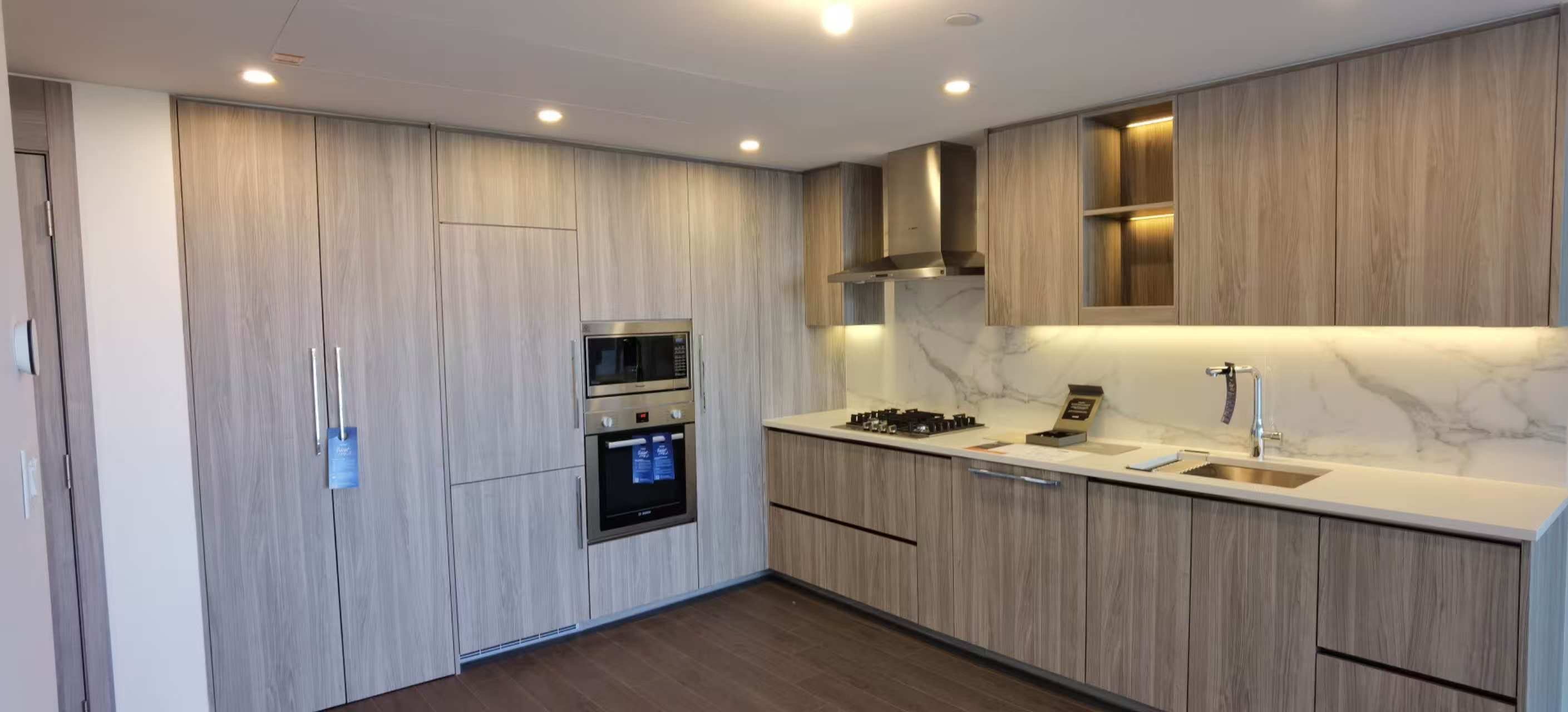 13768 100 Avenue, Surrey, BC - Condo for rent