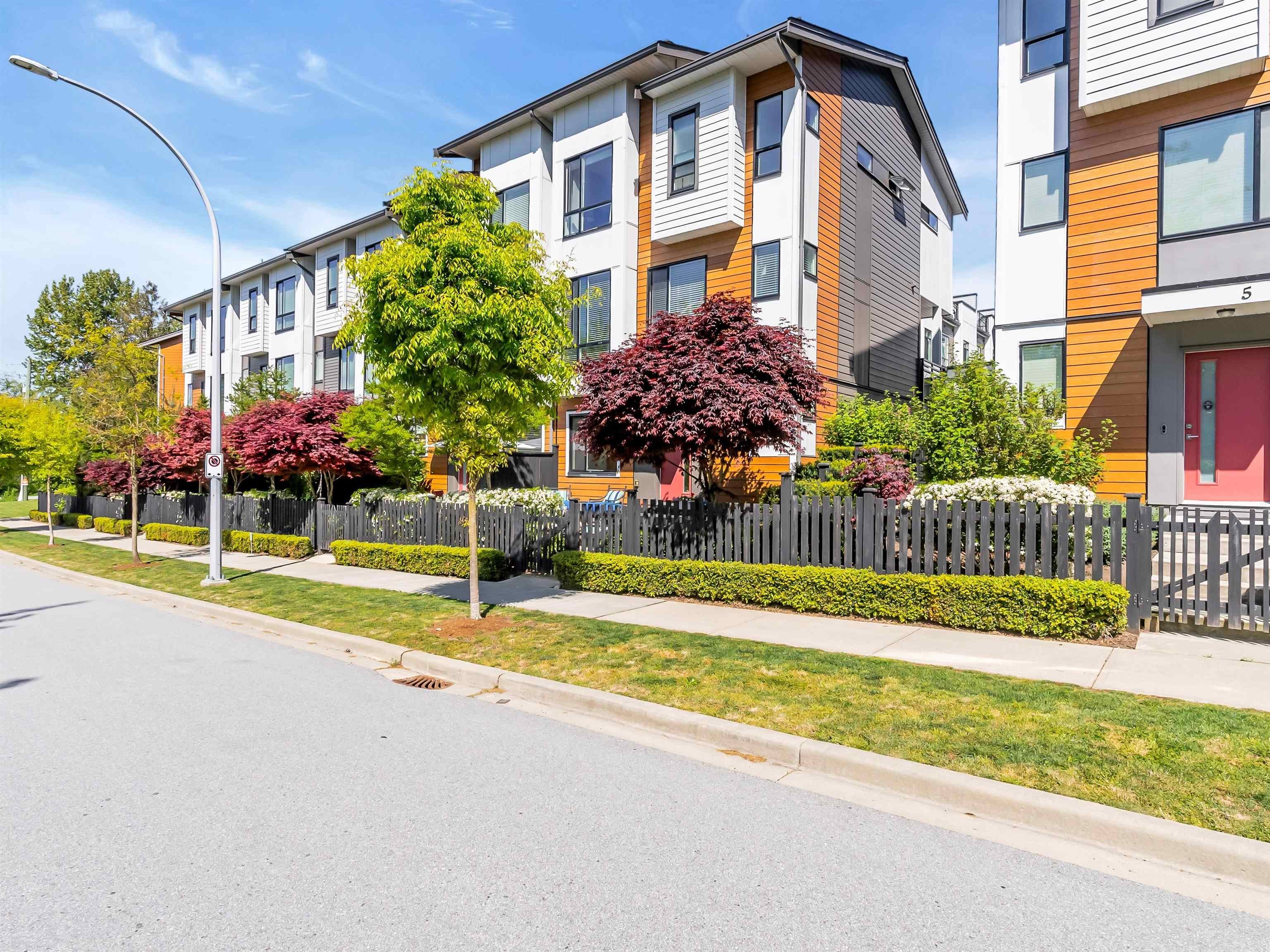 16433 19 Avenue, Surrey, BC - Condo for rent