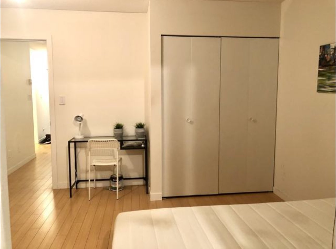 10707 139 Street, Surrey, BC - Room for rent