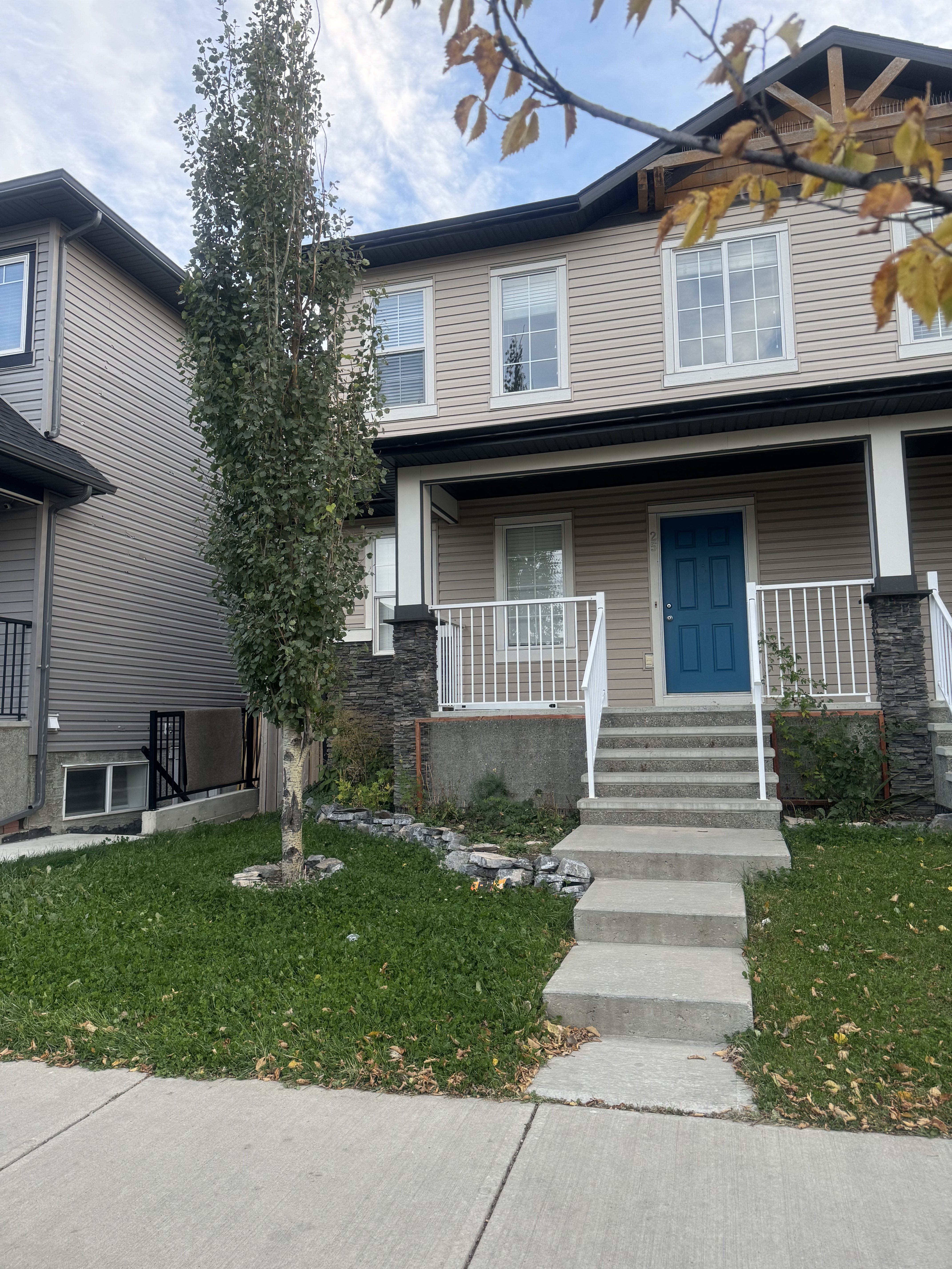 25 Skyview Ranch Manor, Calgary, AB - Semi-Detached House for rent