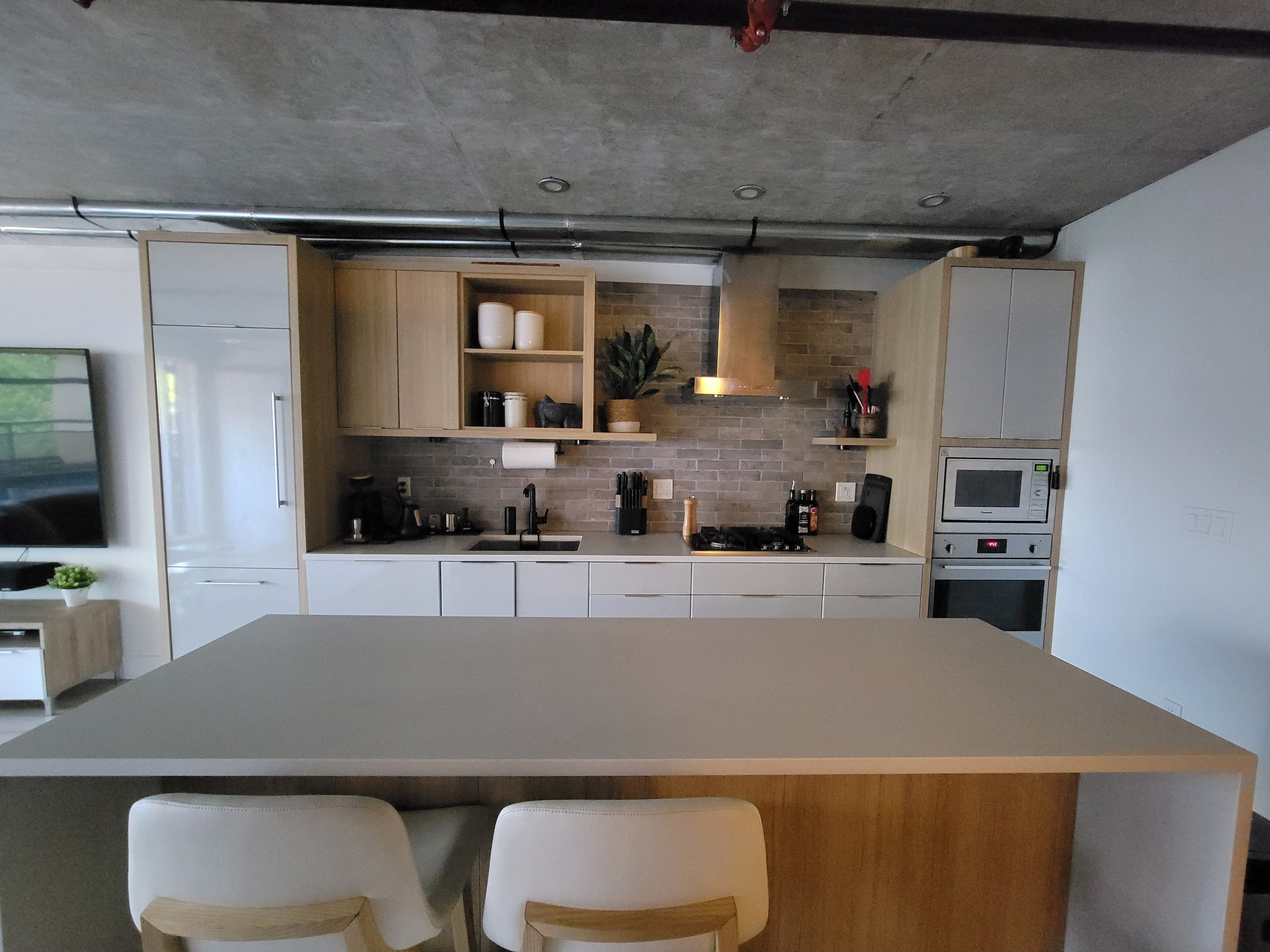 4223 Hastings Street, Burnaby, BC - Condo for rent