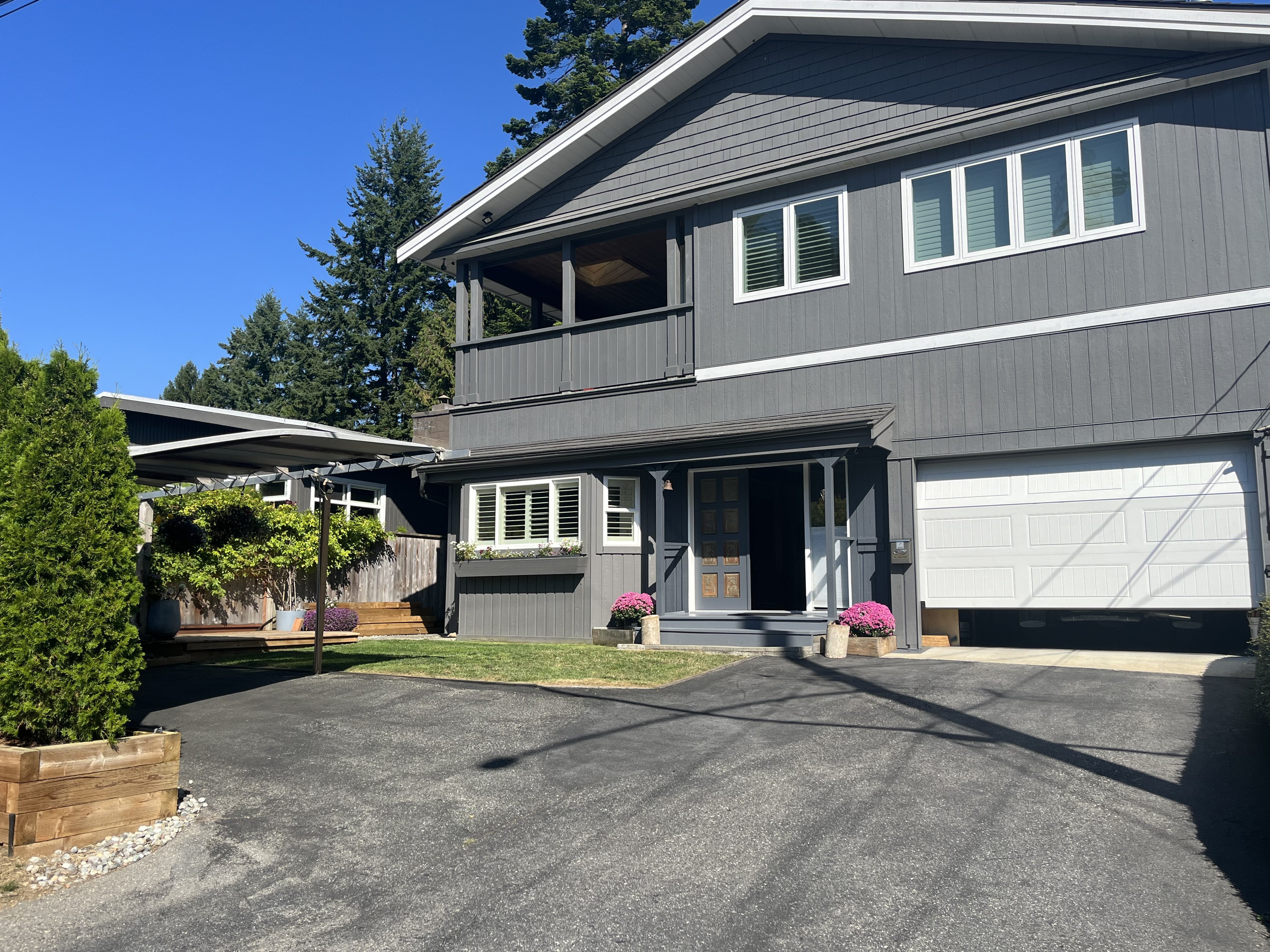 1416 129 Street, Surrey, BC - House for rent