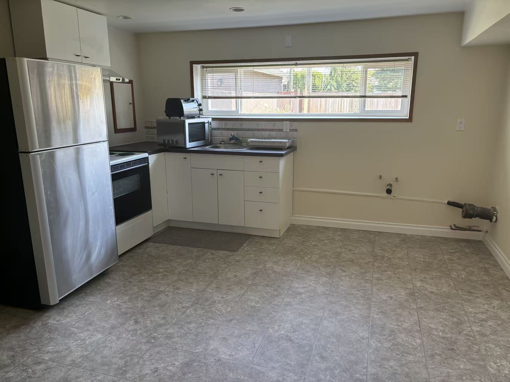 4600 Alpha Drive, Burnaby, BC - House for rent