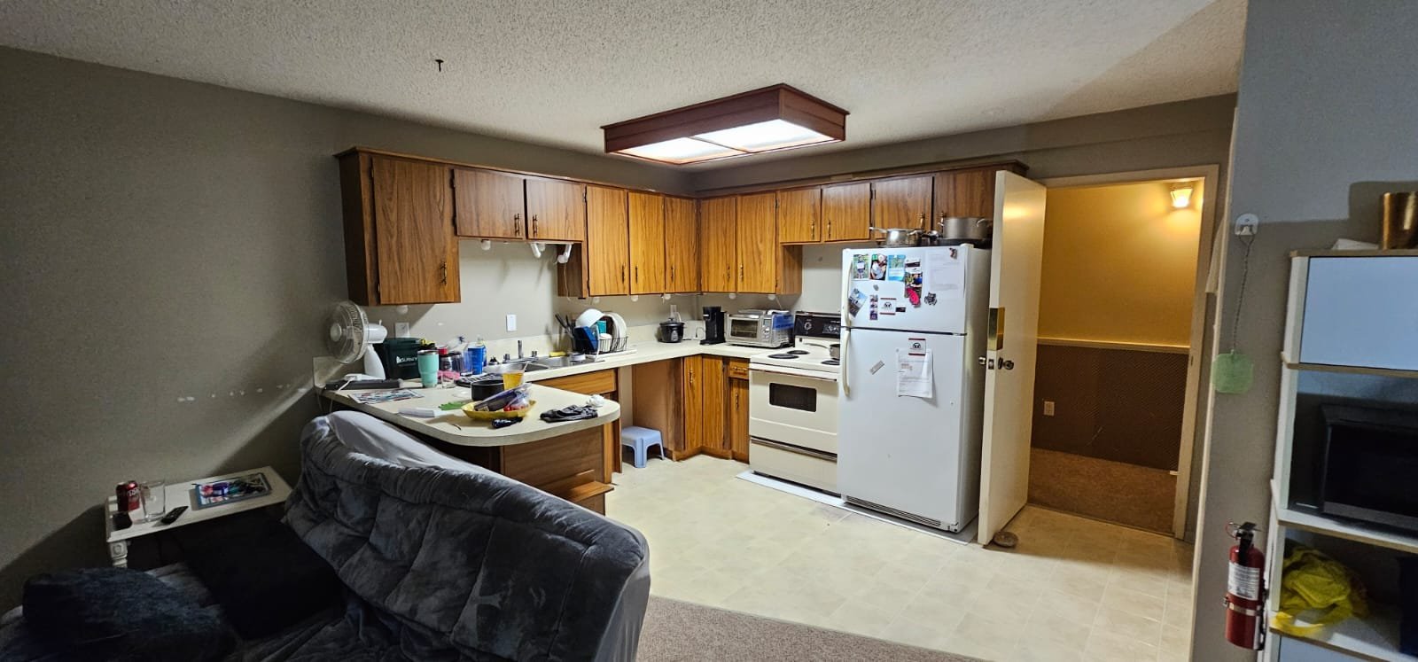 14360 27 Avenue, Surrey, BC - Basement for rent