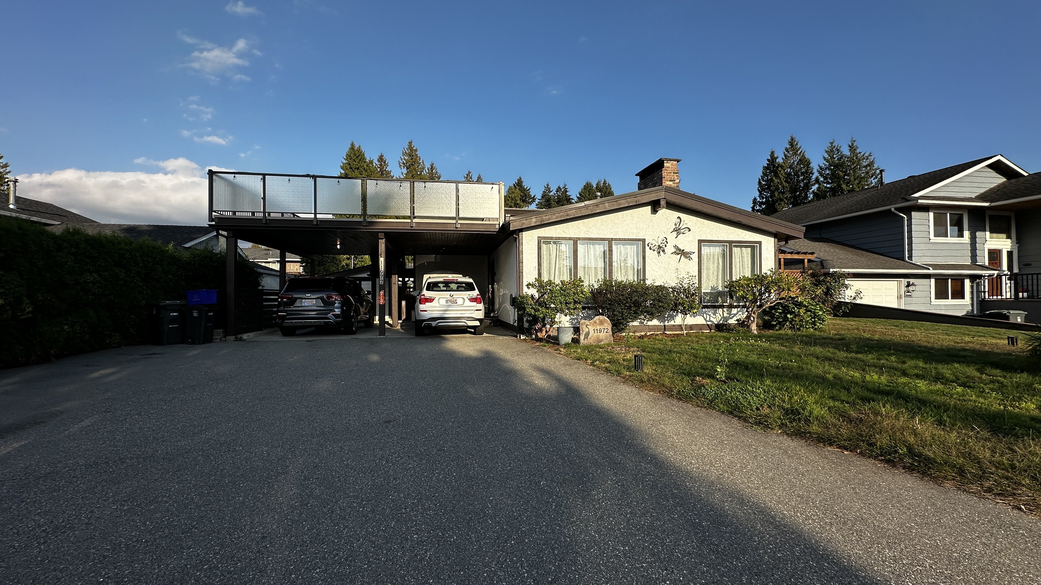 11972 194B Street, Pitt Meadows, BC - House for rent