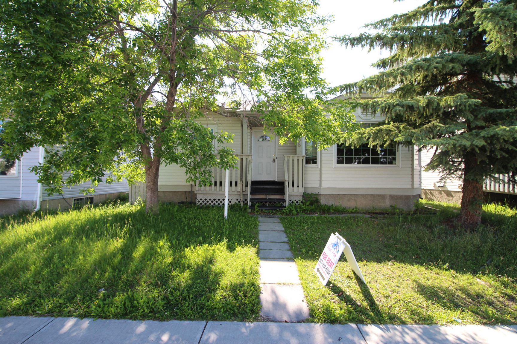 338 Costa Mesa Close NE - 338 Costa Mesa Close Northeast, Calgary, AB