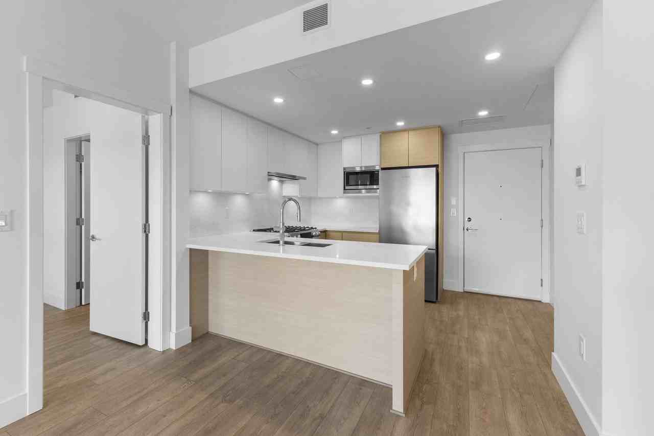 4788 Hastings Street, Burnaby, BC - Condo for rent