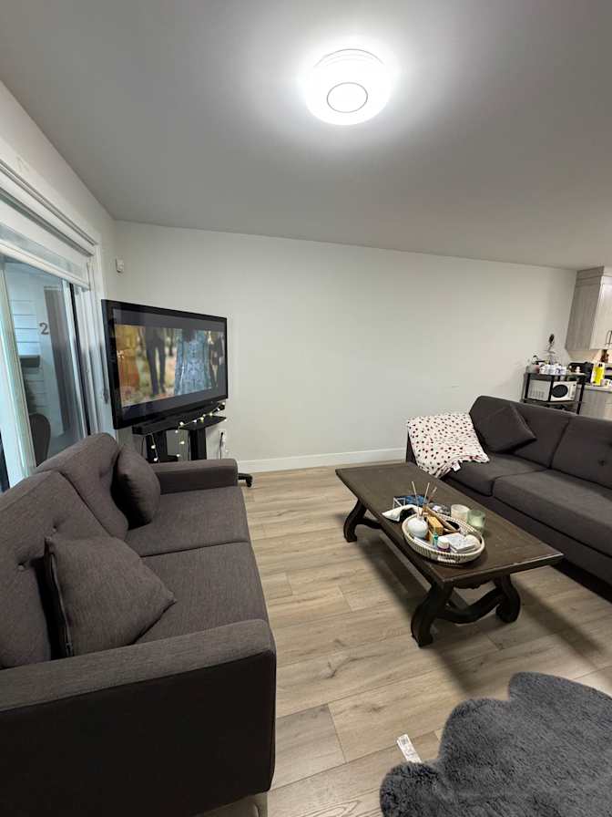 Brookswood, Langley, BC - Room for rent