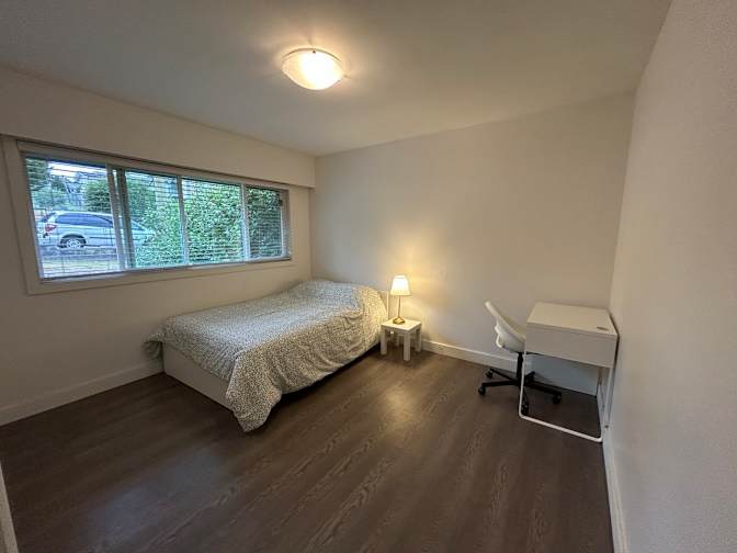 Alderson Avenue - Alderson Avenue, Coquitlam, BC