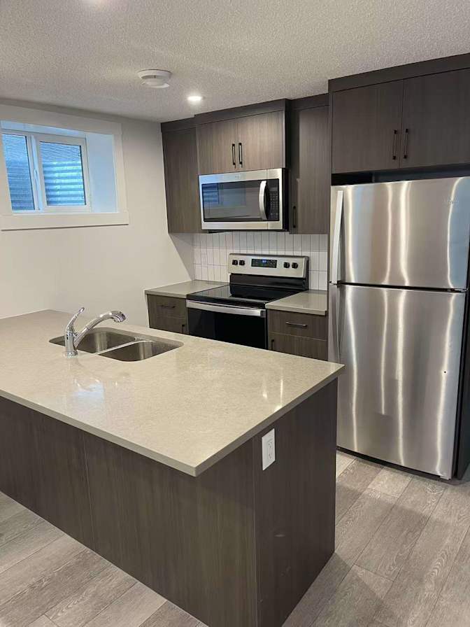 Lucas Boulevard NW - Lucas Boulevard NW, Calgary, AB