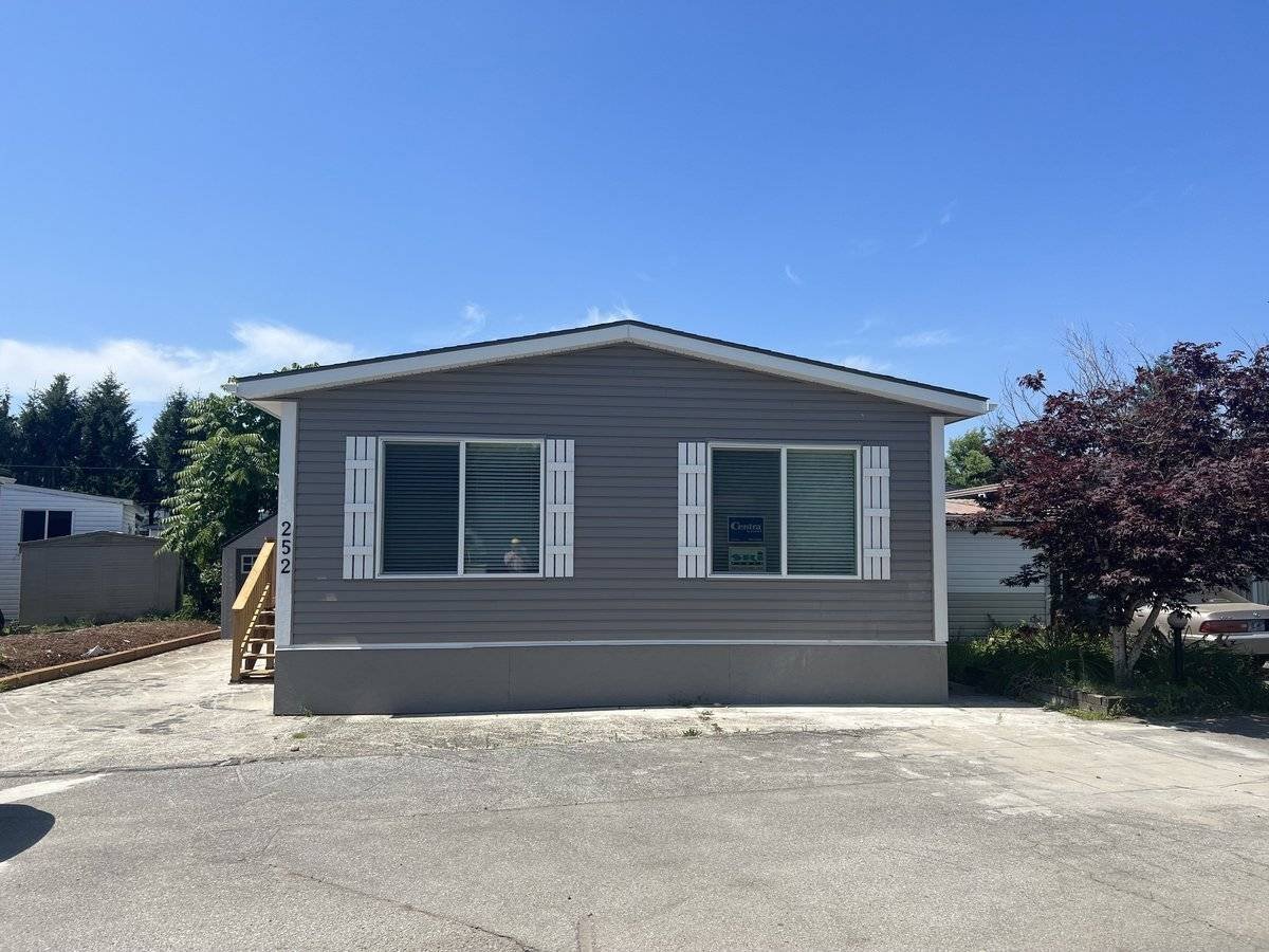 201 Cayer Street, Coquitlam, BC - Mobile Home for rent