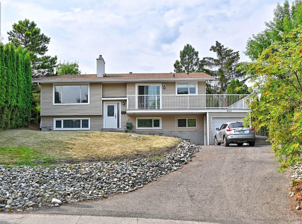 815 Gleneagles Drive, Kamloops, BC - House for rent