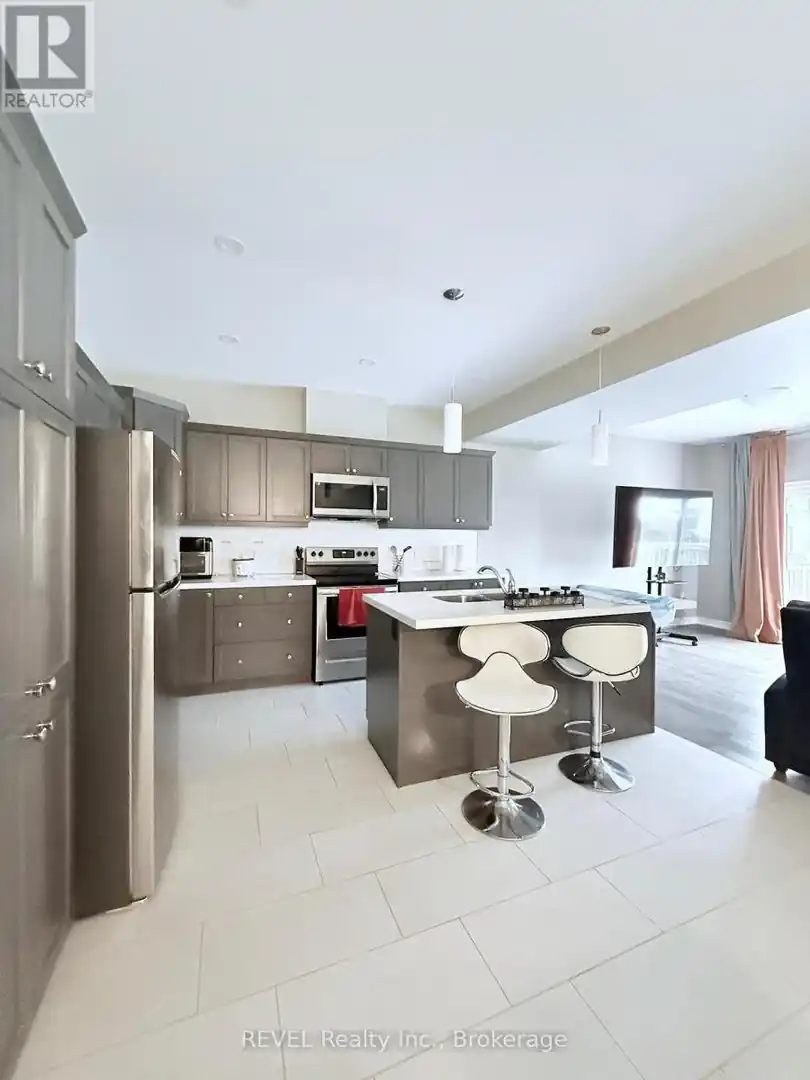 7185 PARSA STREET - 7185 Parsa Street, Niagara Falls, ON