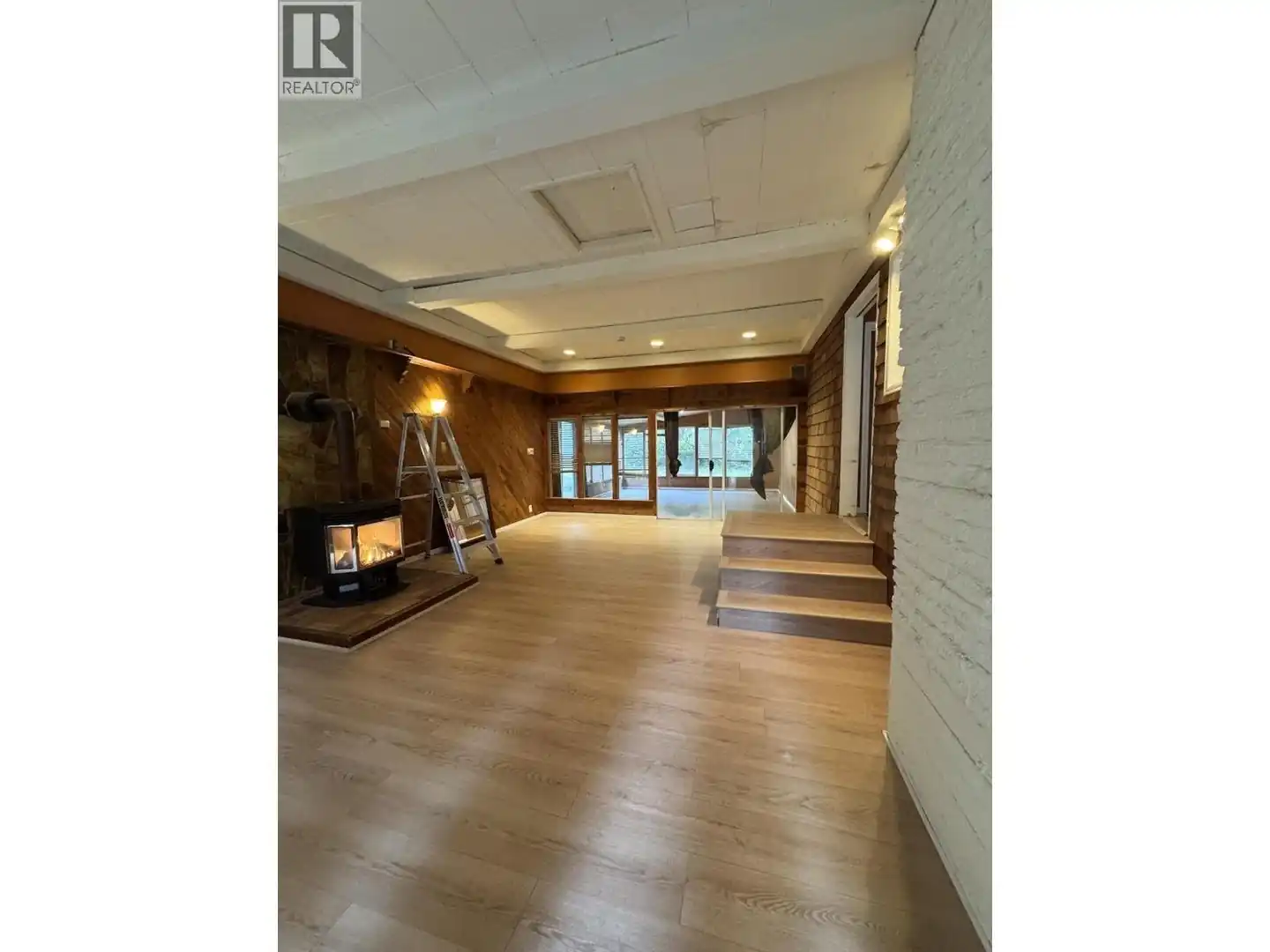 23979 FERN CRESCENT - 23979 FERN Crescent, Maple Ridge, BC