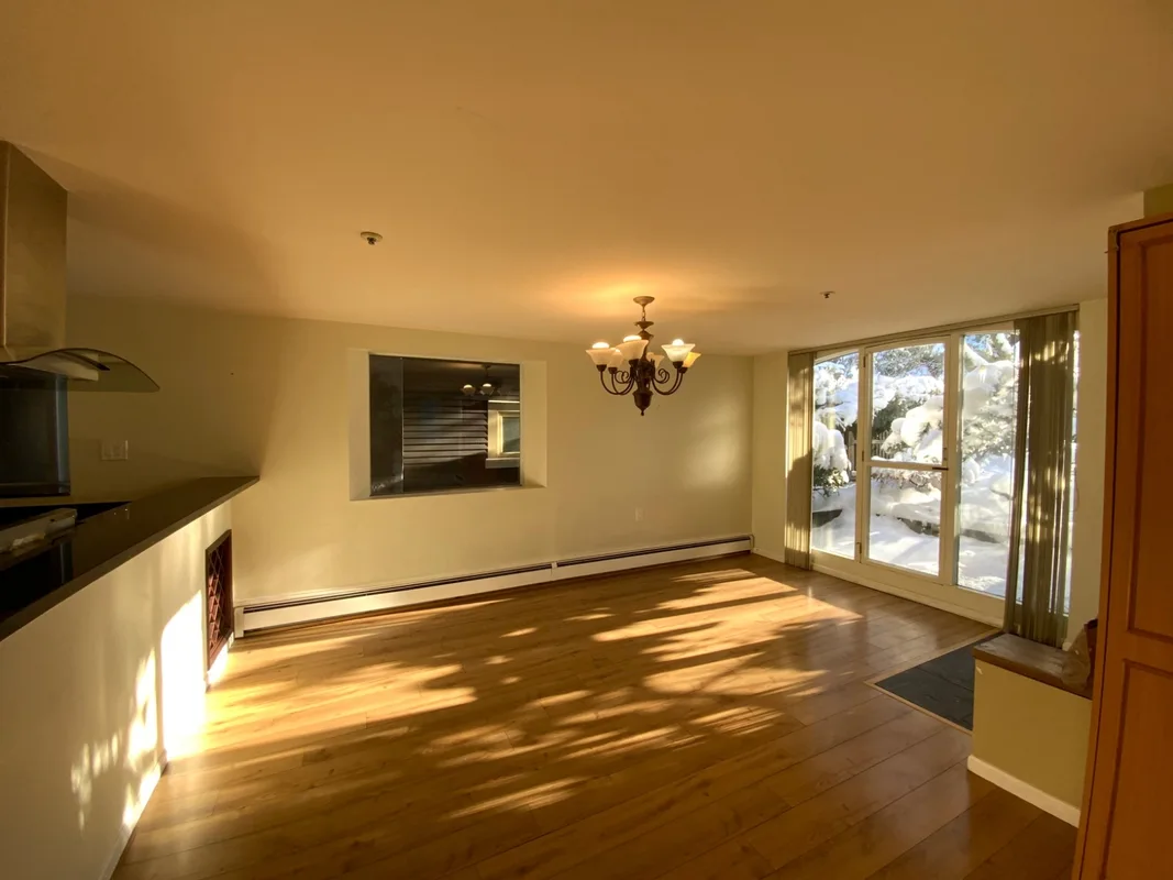 3453 W 3rd Ave, Vancouver, BC