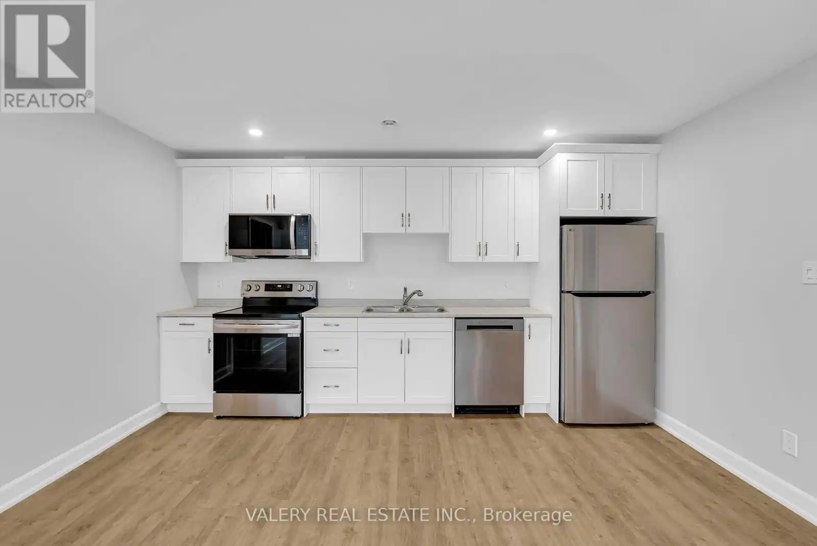 4A - 600 SECOND STREET E