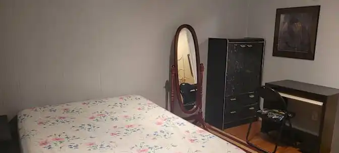 Avondale, Brampton, ON - Room for rent