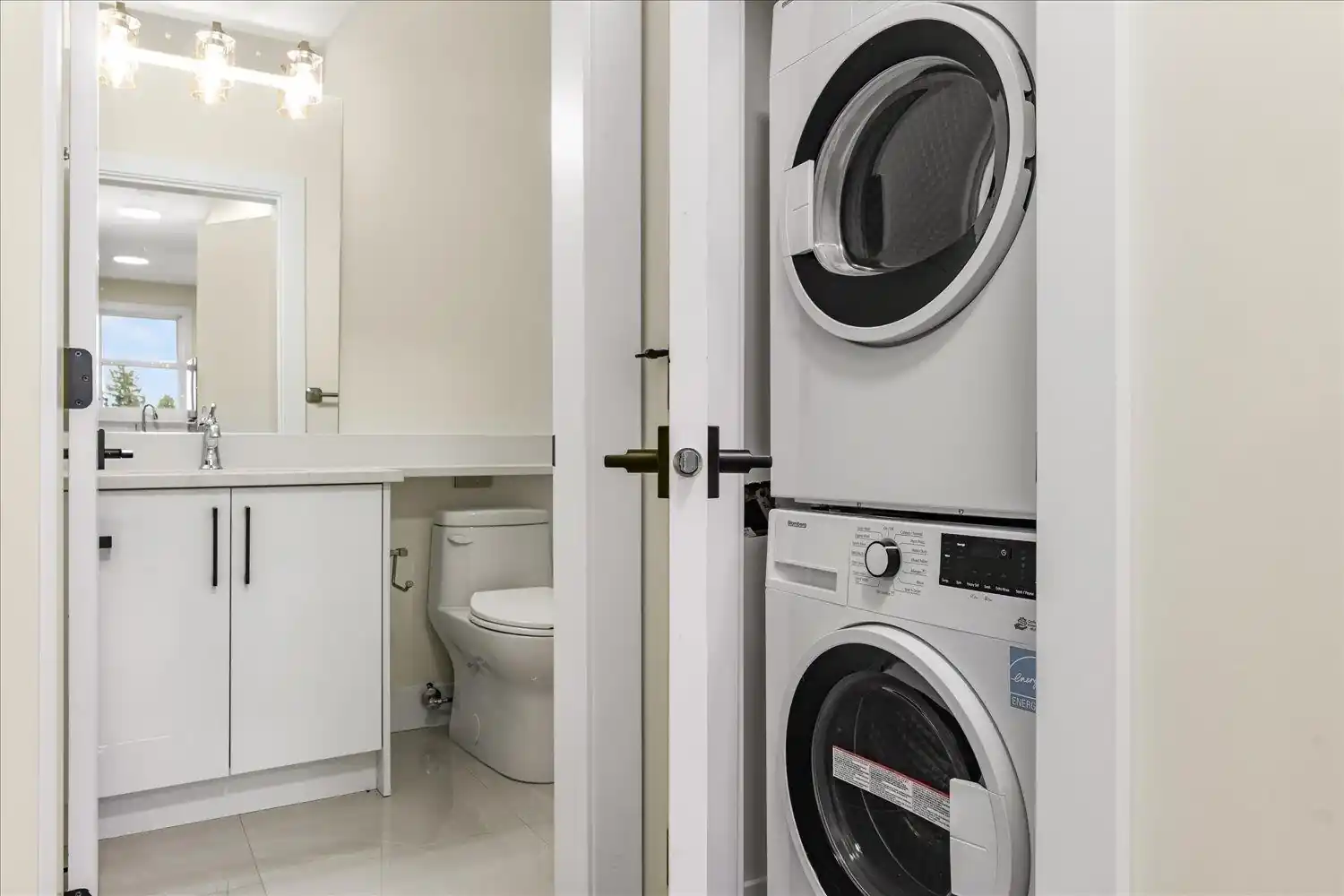 STUDIO LOWER-8211 HARVEST PLACE|Eastern Hillsides - 8211, Chilliwack, BC