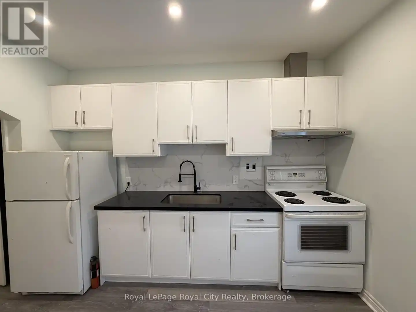 UNIT 6 - 21 GORDON STREET