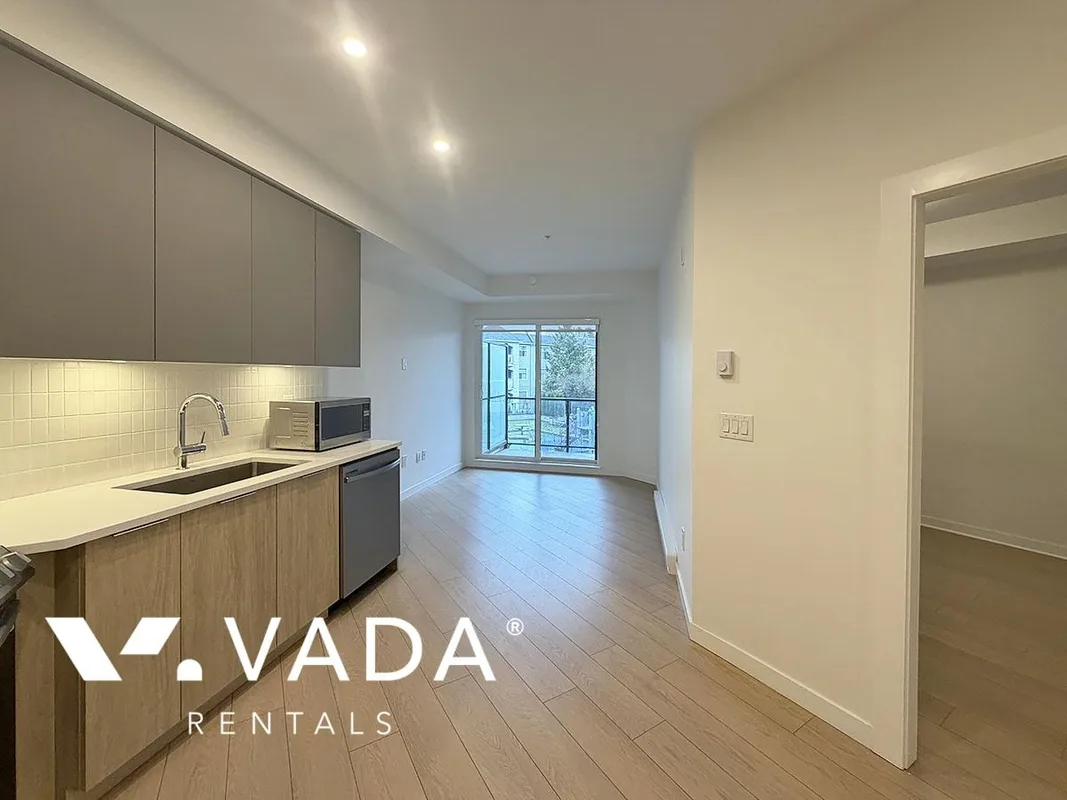 213 - 20695 Eastleigh Cres