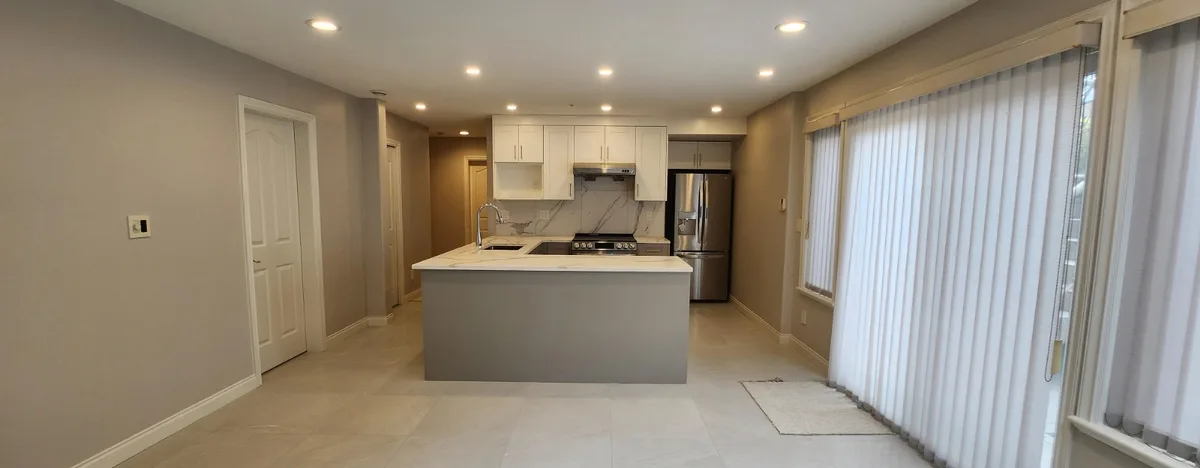 W 51st Ave, Vancouver, BC