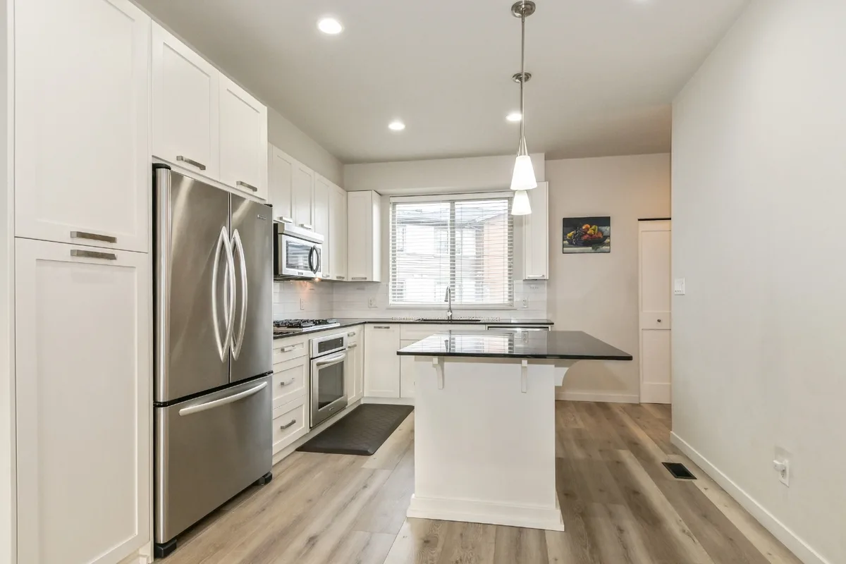 34248 King Rd, Abbotsford, BC
