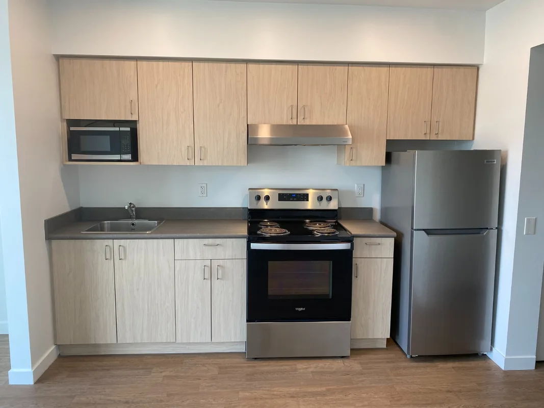 1106 - 124 Dunlevy Ave