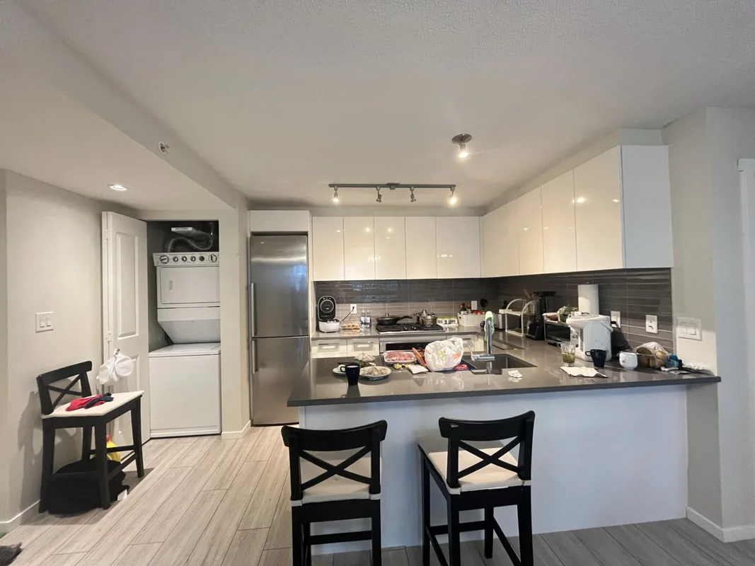 6658 Dow Ave, Burnaby, BC
