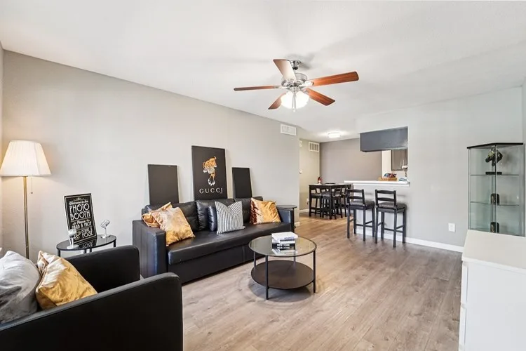 Crosby at Westchase Apartments