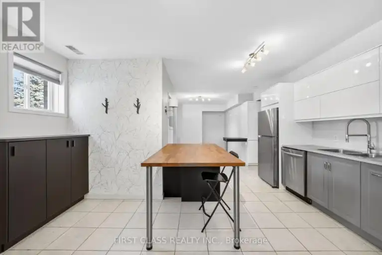 20173 BATHURST STREET