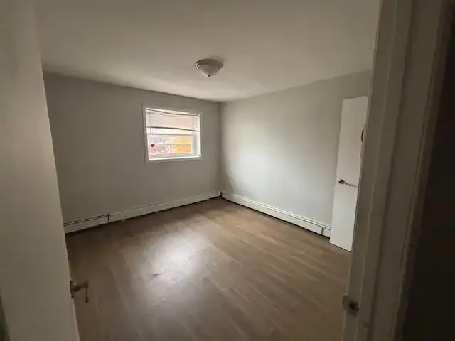 136 Victoria St #5