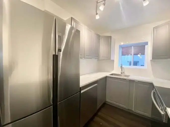 MAIN - 168 WAINSCOT AVENUE